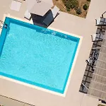 Twin Suns Luxury Villa