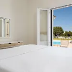 Twin Suns Luxury
