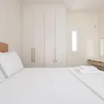 Twin Suns Luxury Villa *