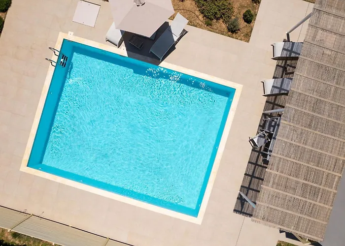 Twin Suns Luxury Вилла