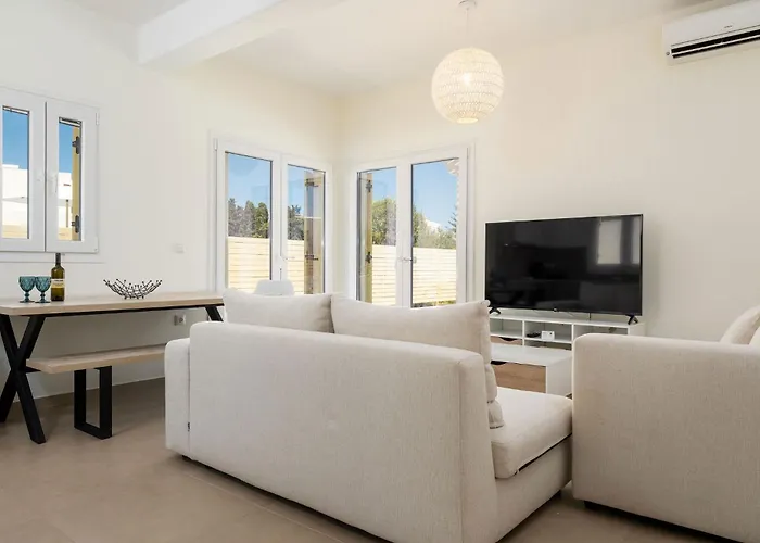 Twin Suns Luxury Вилла