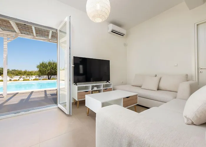 Twin Suns Luxury Вилла