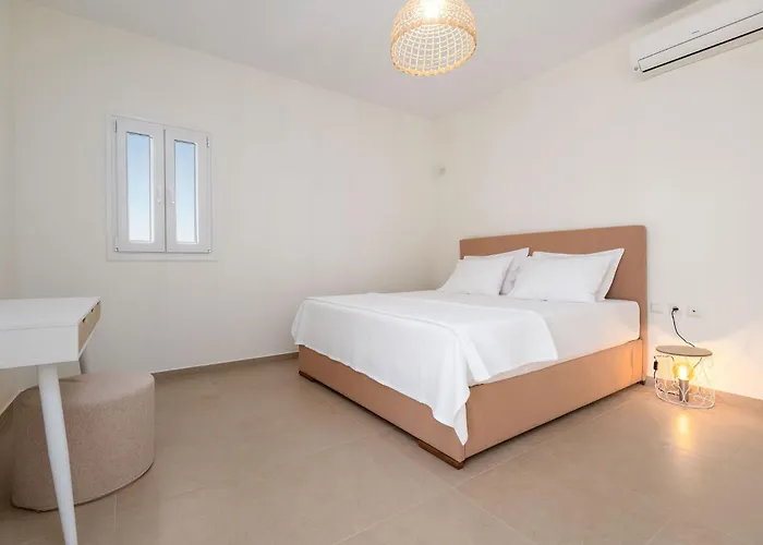 Twin Suns Luxury Вилла *