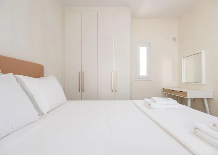 Twin Suns Luxury Вилла *