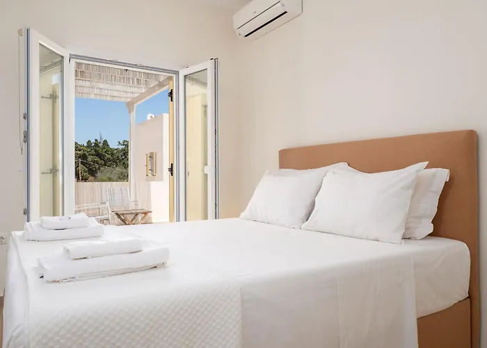 Twin Suns Luxury Вилла *