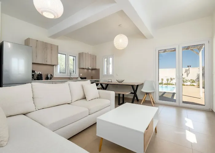 Twin Suns Luxury Вилла *