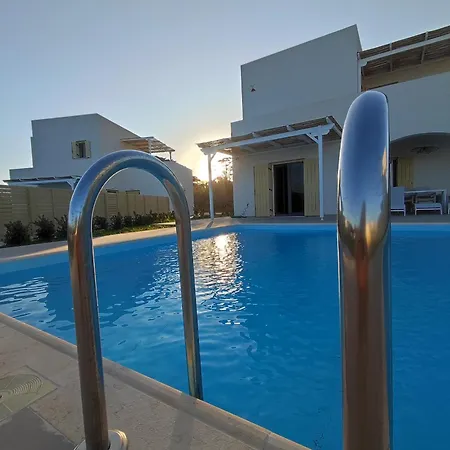 Twin Suns Villa