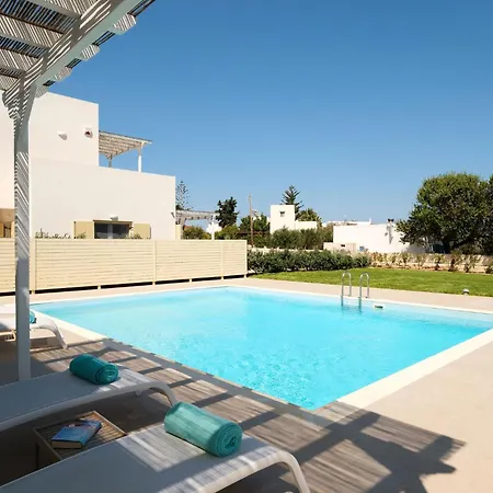 Twin Suns Luxury Willa Drios